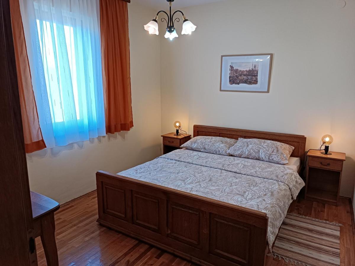 Apartments Stojakovic Пореч Экстерьер фото